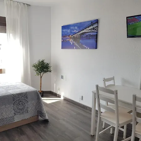 Apartamento Hispalis Salado *